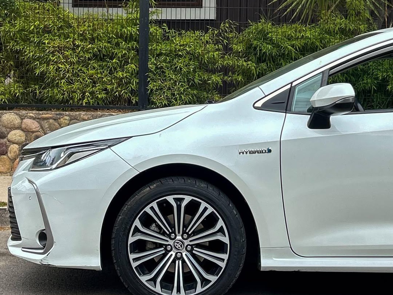 Toyota COROLLA HYBRID SEG ECVT 2.0L 🇯🇵 2022 - Foto 3 de 10