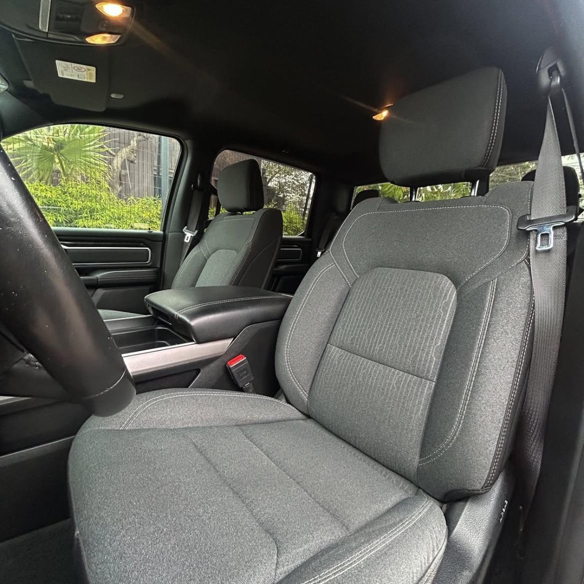 RAM 1500 BIG HORNE E-TORQUE🇺🇸 2021 - Imagen 6 de 10