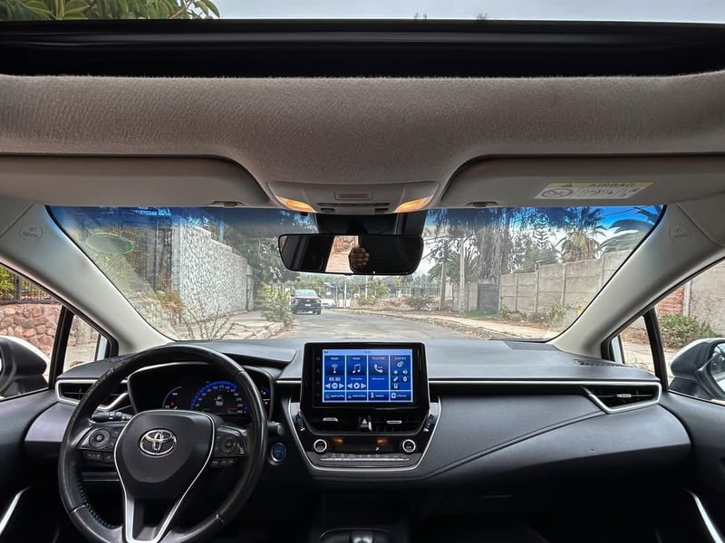 Toyota COROLLA HYBRID SEG ECVT 2.0L 🇯🇵 2022 - Imagen 6 de 10