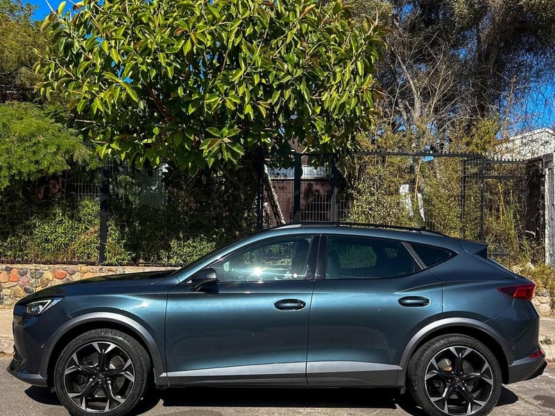 Cupra FORMENTOR VZ 4DRIVE 4X4 2.0L 🇪🇸 2023 - Imagen 4 de 10