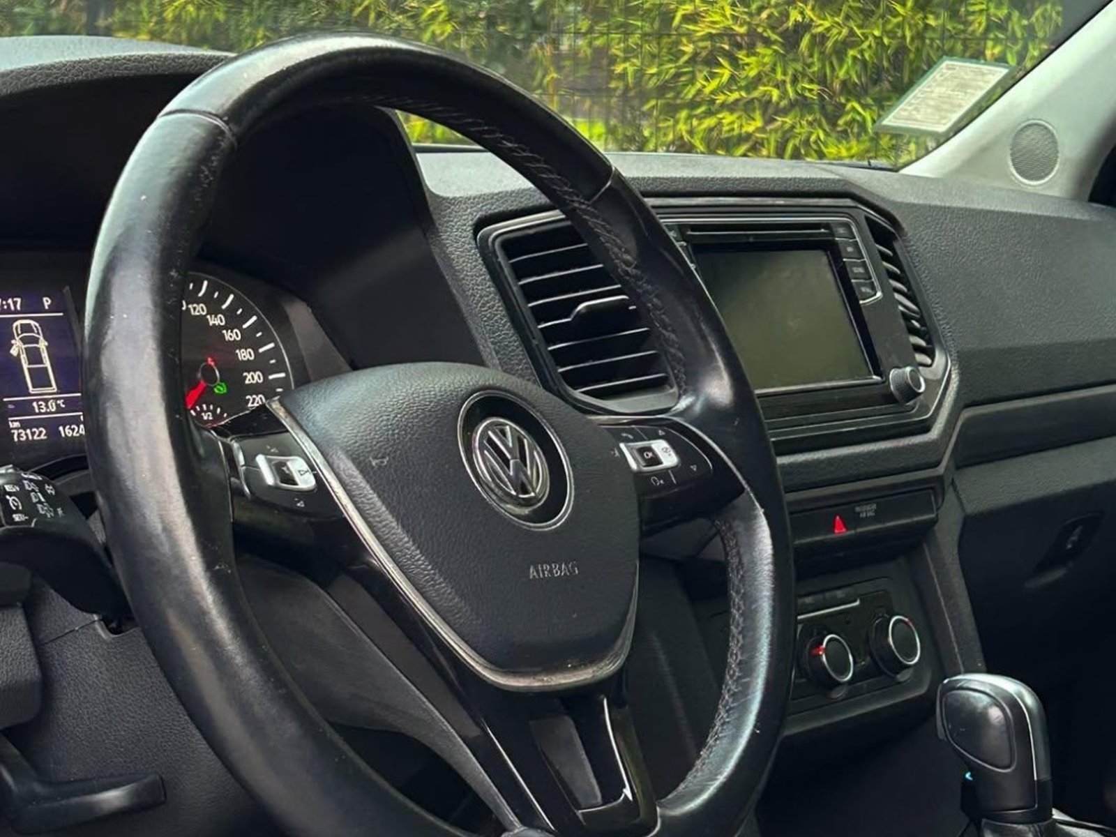 Volkswagen AMAROK COMFORTLINE TDI  2.0L 🇩🇪 2023 - Foto 5 de 10