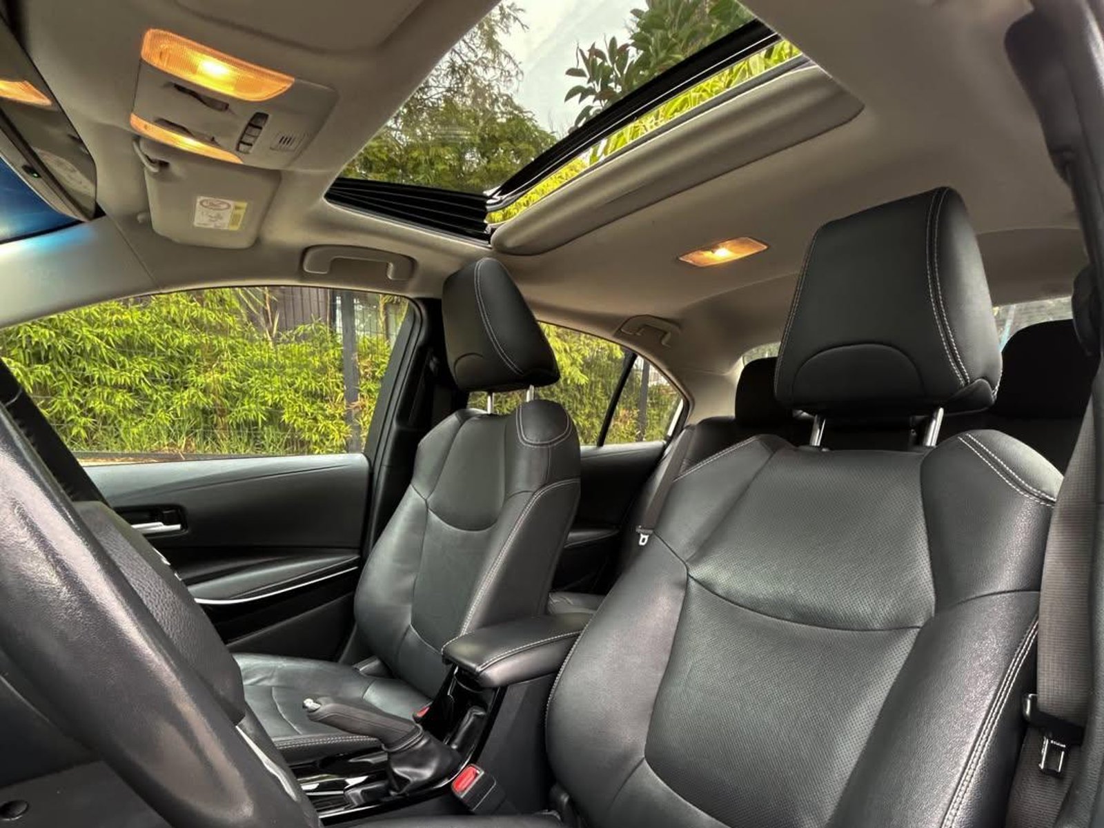 Toyota COROLLA HYBRID SEG ECVT 2.0L 🇯🇵 2022 - Foto 5 de 10