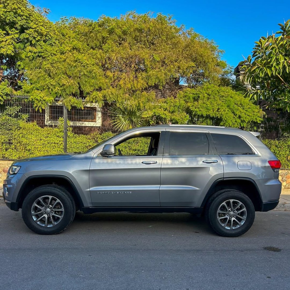 Jeep GRAND CHEROKEE LIMITED 4X4 3.0L 🇺🇸 2014 - Imagen 4 de 10