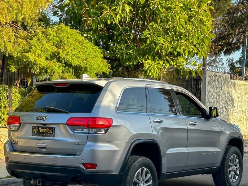 Jeep GRAND CHEROKEE LIMITED 4X4 3.0L 🇺🇸 2014 - Imagen 9 de 10