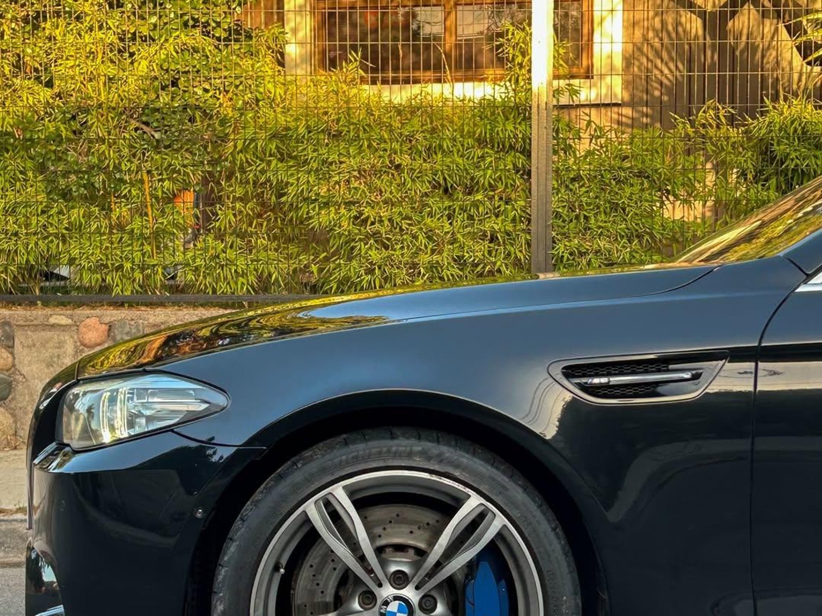 BMW M5 4.4L V8 🇩🇪 2016 - Foto 3 de 10