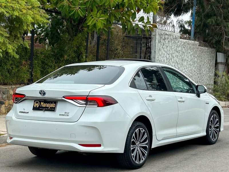 Toyota COROLLA HYBRID SEG ECVT 2.0L 🇯🇵 2022 - Imagen 9 de 10