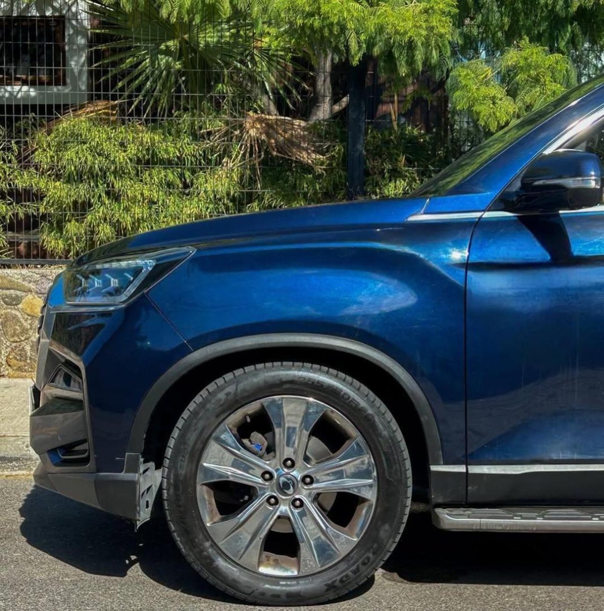 SsangYong REXTON LIMITED PLUS 4WD 2022 - Imagen 4 de 10