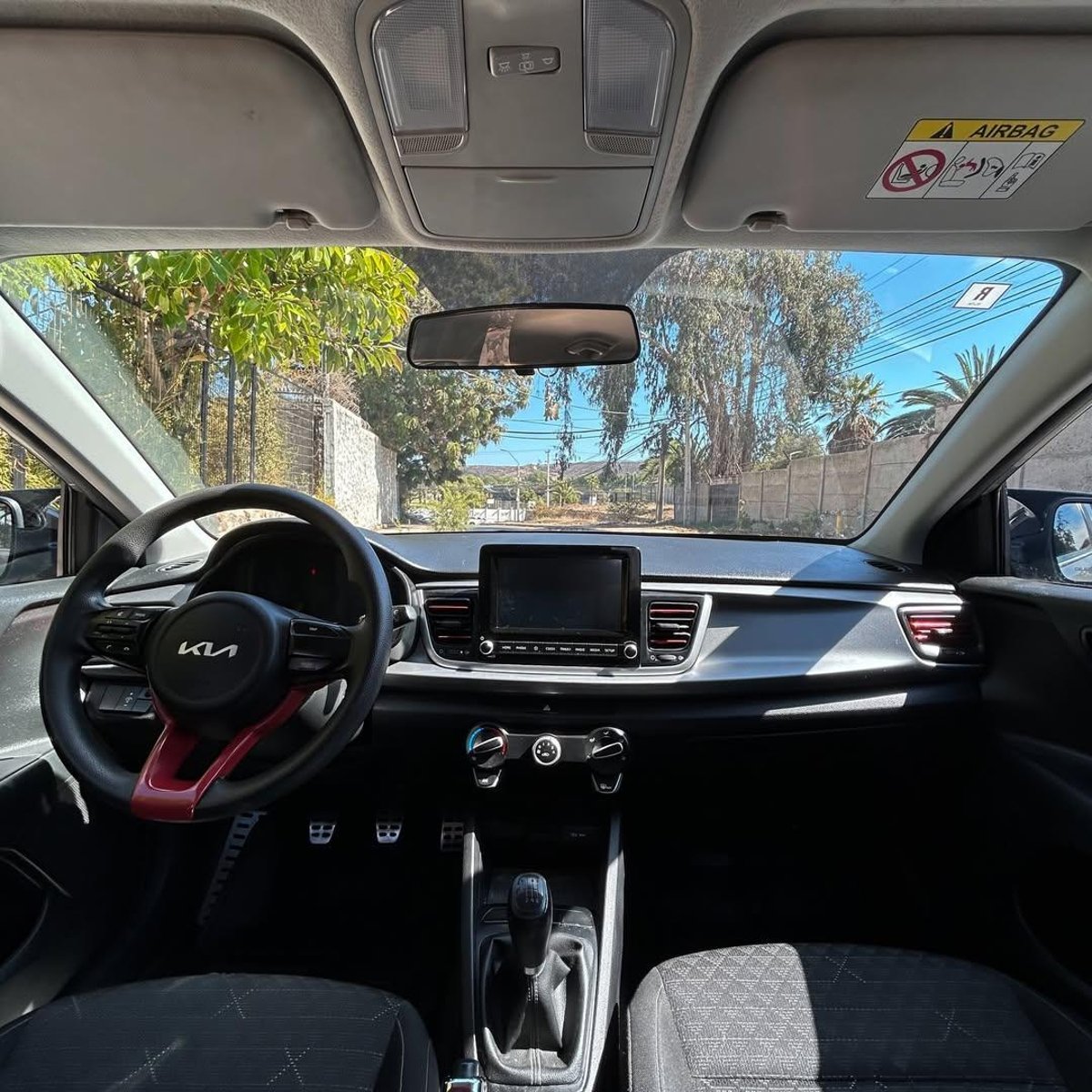 Kia RIO 5 1.4L 2022 - Imagen 7 de 10