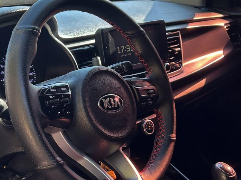 Kia RIO 5 1.4L 🇰🇷 2019 - Imagen 5 de 10
