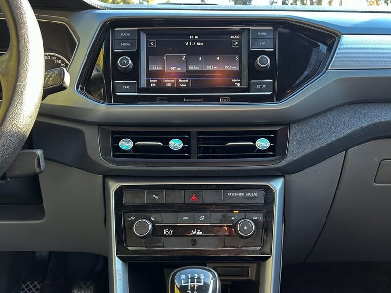 Volkswagen T-CROSS COMFORTLINE 1.6L 2020 - Imagen 7 de 10