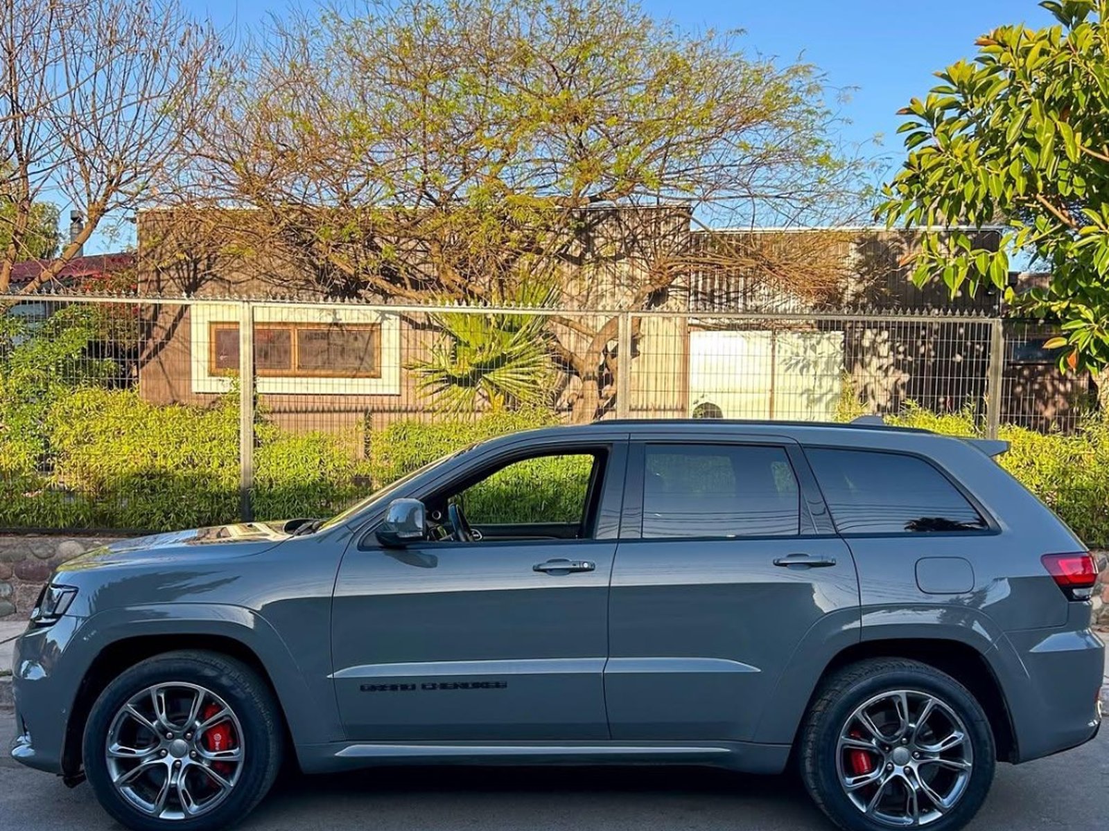 Jeep GRAND CHEROKEE SRT🇺🇸 2021 - Foto 4 de 10