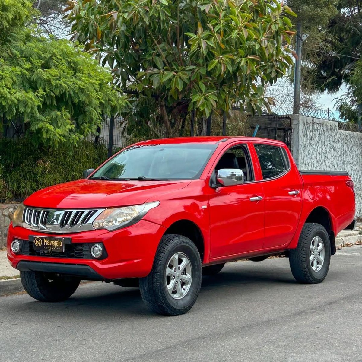 Mitsubishi L200 WORK CR 2.4L 2016 - Imagen 8 de 10