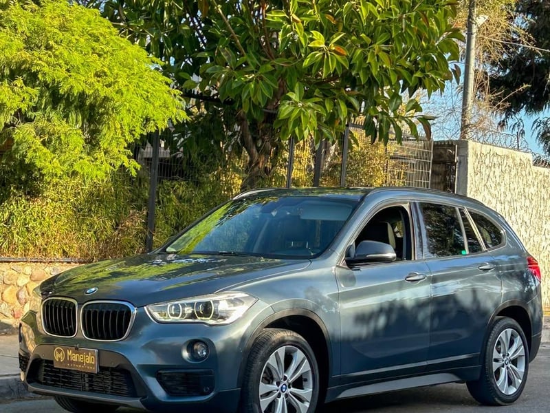 BMW X1 SDRIVE18D LUXURY 2.0L 2019 - Imagen 8 de 10