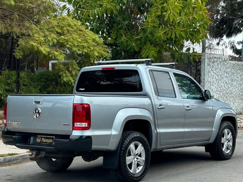 Volkswagen AMAROK COMFORTLINE TDI  2.0L 🇩🇪 2023 - Imagen 9 de 10