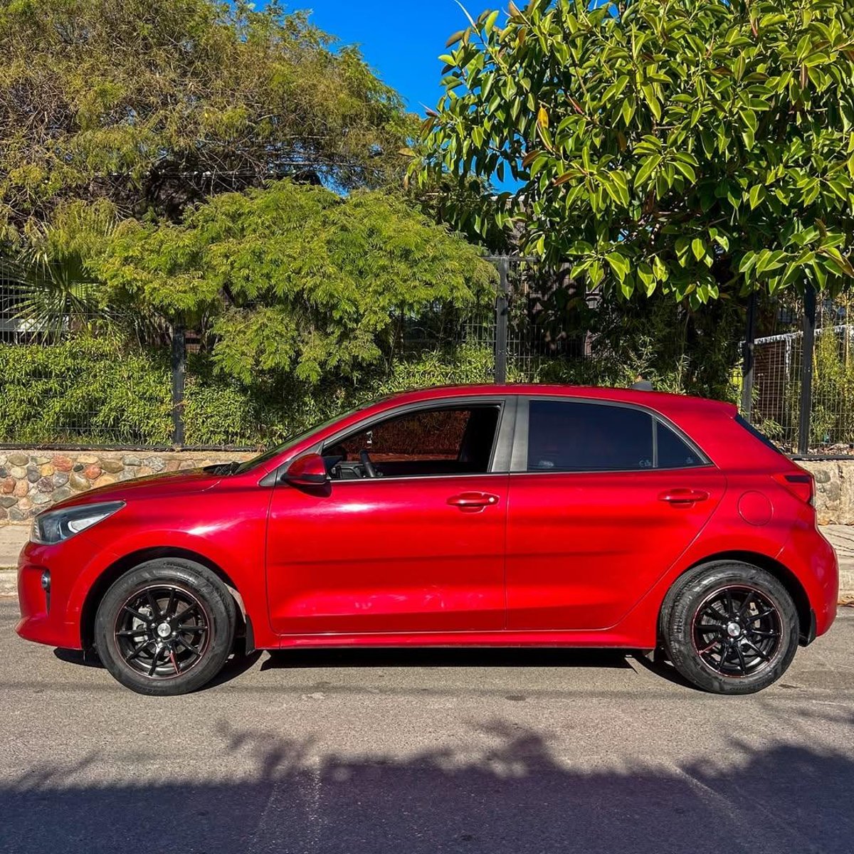 Kia RIO 5 1.4L 🇰🇷 2019 - Imagen 4 de 10
