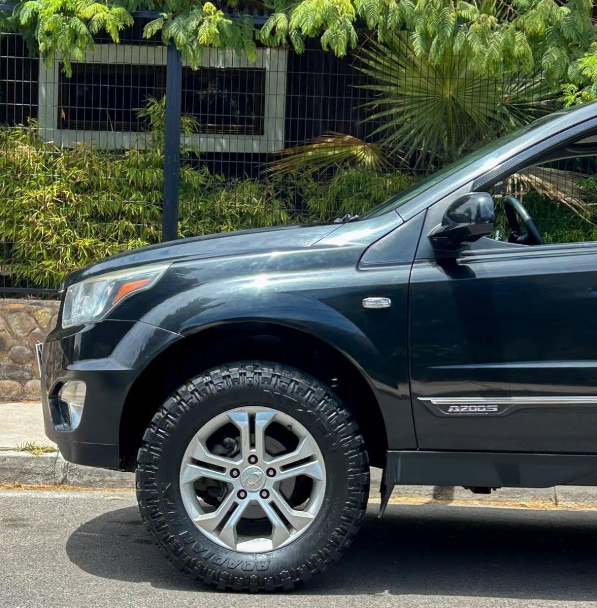 SsangYong ACTYON SPORT 4X4 2013 - Imagen 3 de 10
