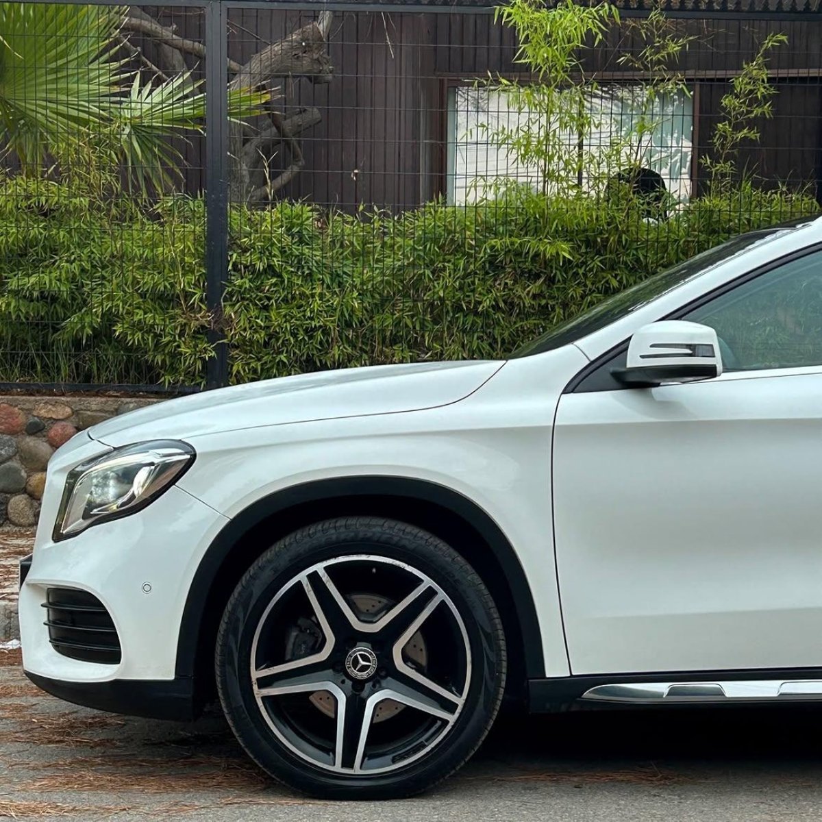 Mercedes-Benz GLA250 4MATIC 🇩🇪 2020 - Imagen 3 de 10