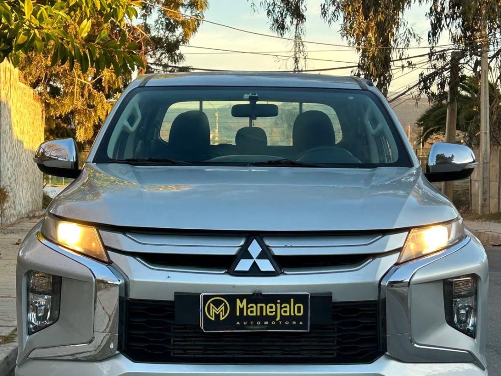 Mitsubishi L200 KATANA 4X4 🇯🇵 2022 - Foto 2 de 10