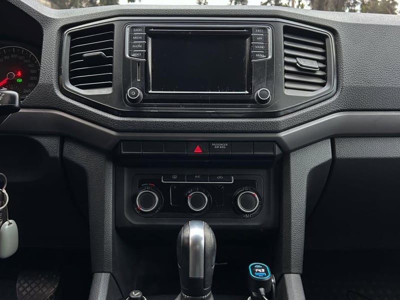 Volkswagen AMAROK COMFORTLINE TDI  2.0L 🇩🇪 2023 - Imagen 7 de 10