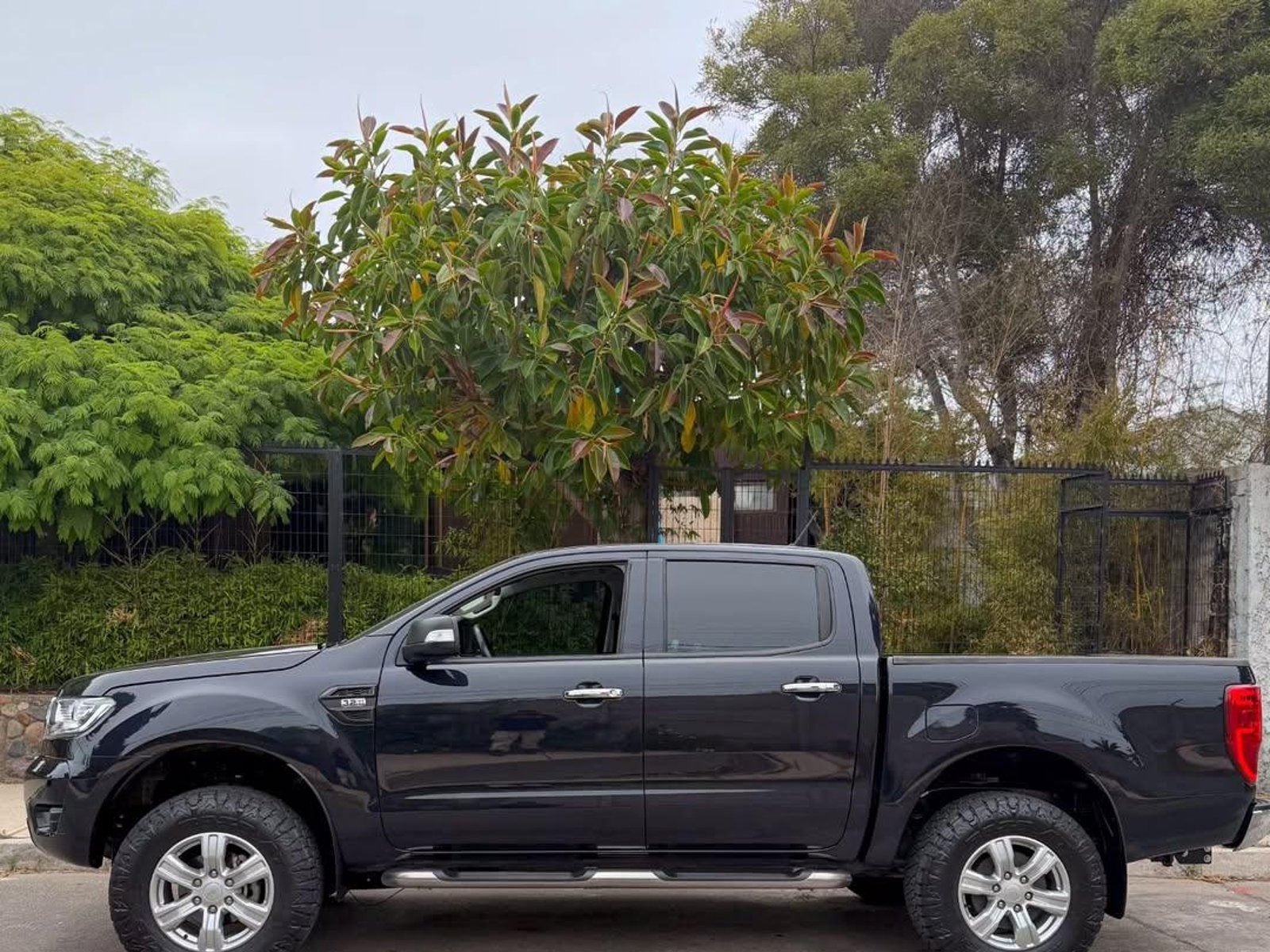 Ford RANGER XLT 4X4 3.2L 🇺🇸 2022 - Foto 4 de 10