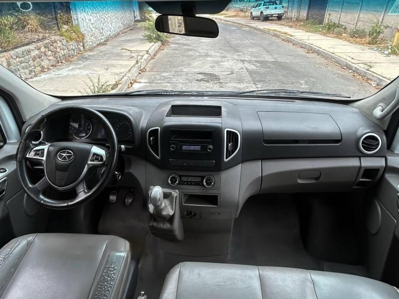 JAC SUNRAY 11+1 2018 - Imagen 6 de 10