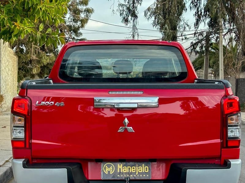 Mitsubishi L200 KATANA 4X4 🇯🇵 2024 - Imagen 10 de 10