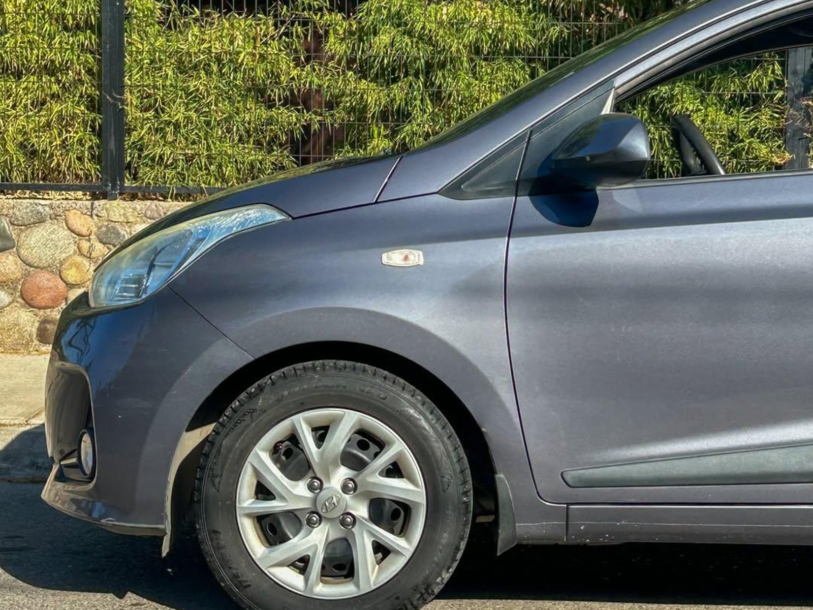 Hyundai GRAND I10 1.2L 2018 - Foto 3 de 10