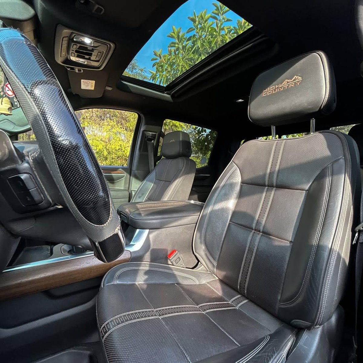 Chevrolet SILVERADO HIGH COUNTRY DURAMAX 3.0 🇺🇸 2023 - Imagen 5 de 10