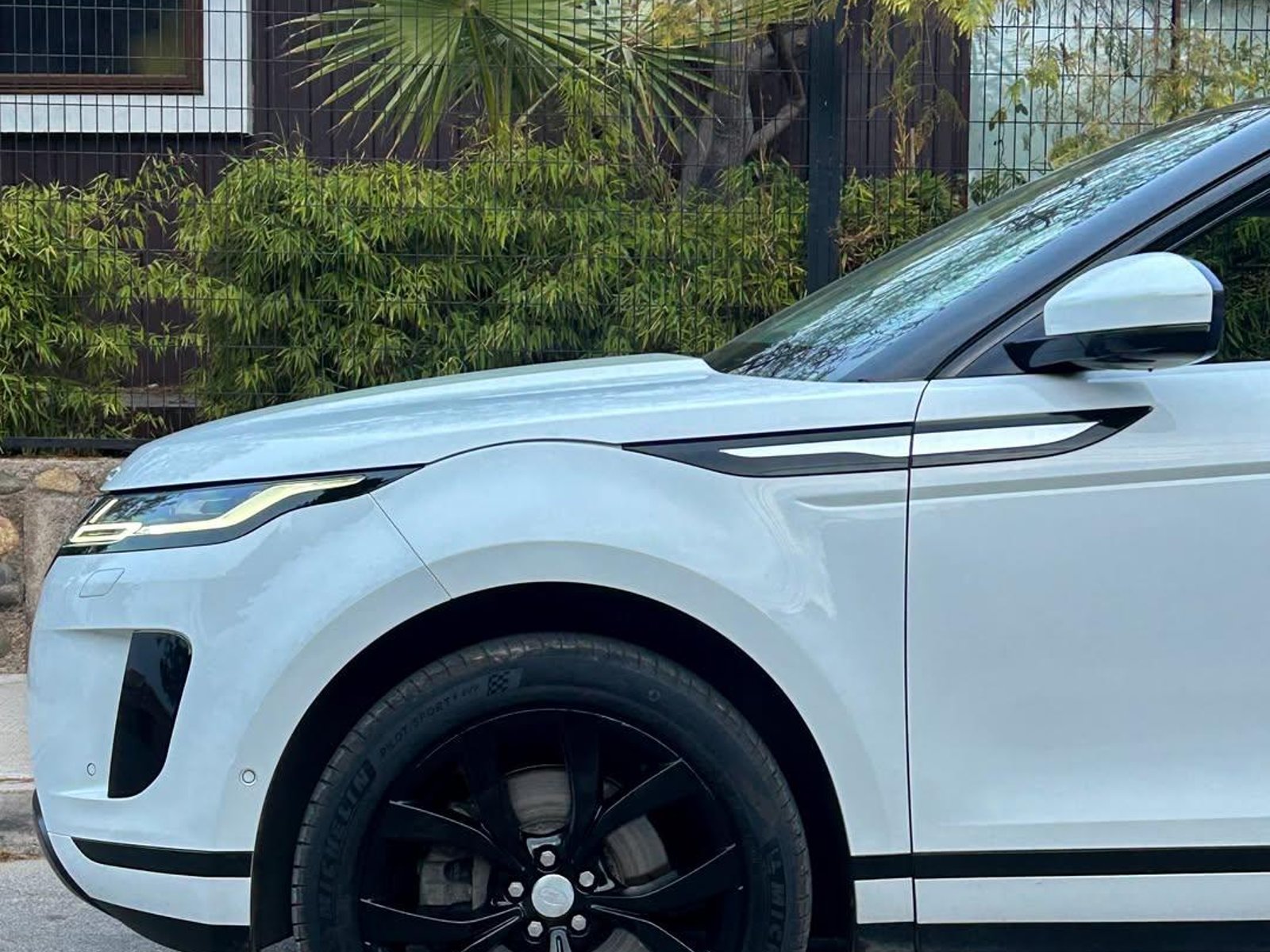Land Rover RANGE ROVER EVOQUE SE 2.0 🇬🇧 2021 - Foto 3 de 10