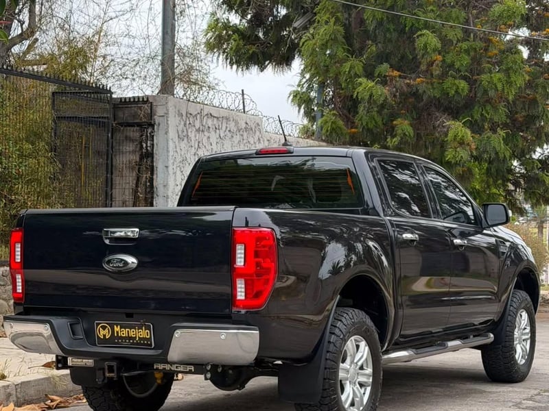 Ford RANGER XLT 4X4 3.2L 🇺🇸 2022 - Imagen 9 de 10