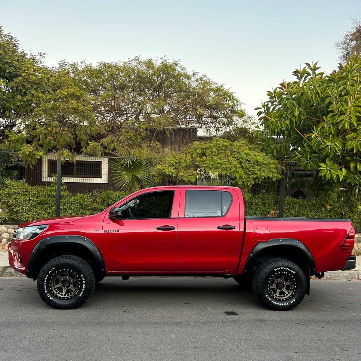 Toyota HILUX DX 4X4 2.4L🇯🇵 2022 - Imagen 4 de 9