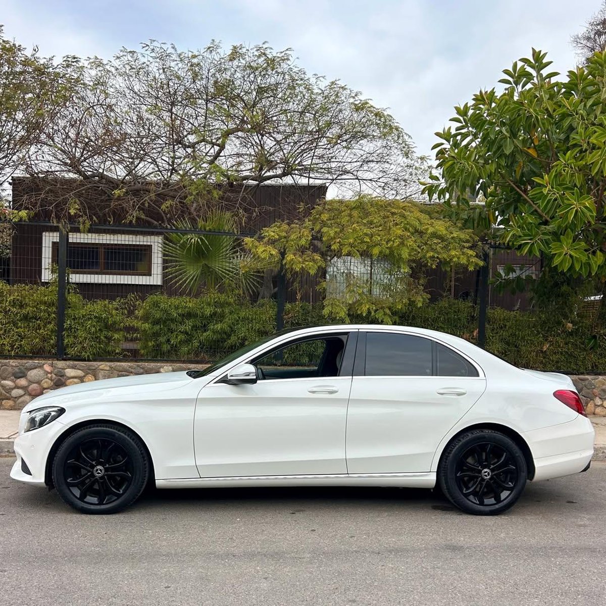 Mercedes-Benz C180 🇩🇪 2019 - Imagen 4 de 10