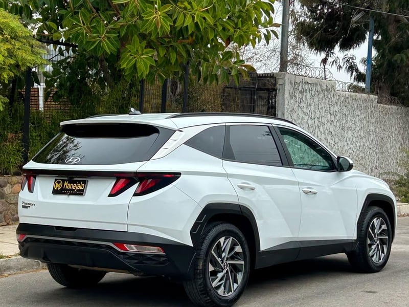 Hyundai TUCSON NX4 2.0L 🇰🇷 2024 - Imagen 9 de 10