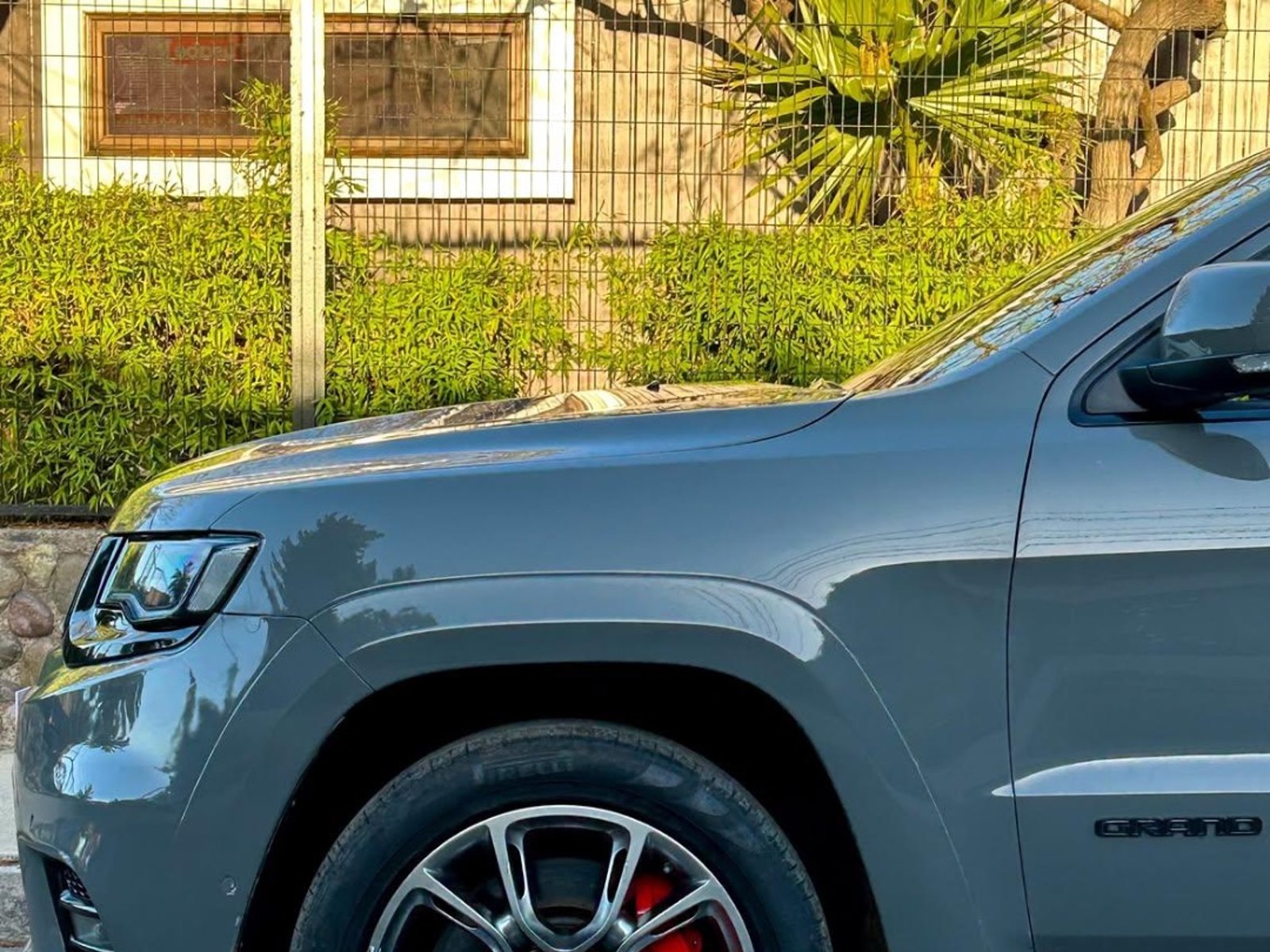Jeep GRAND CHEROKEE SRT🇺🇸 2021 - Foto 3 de 10