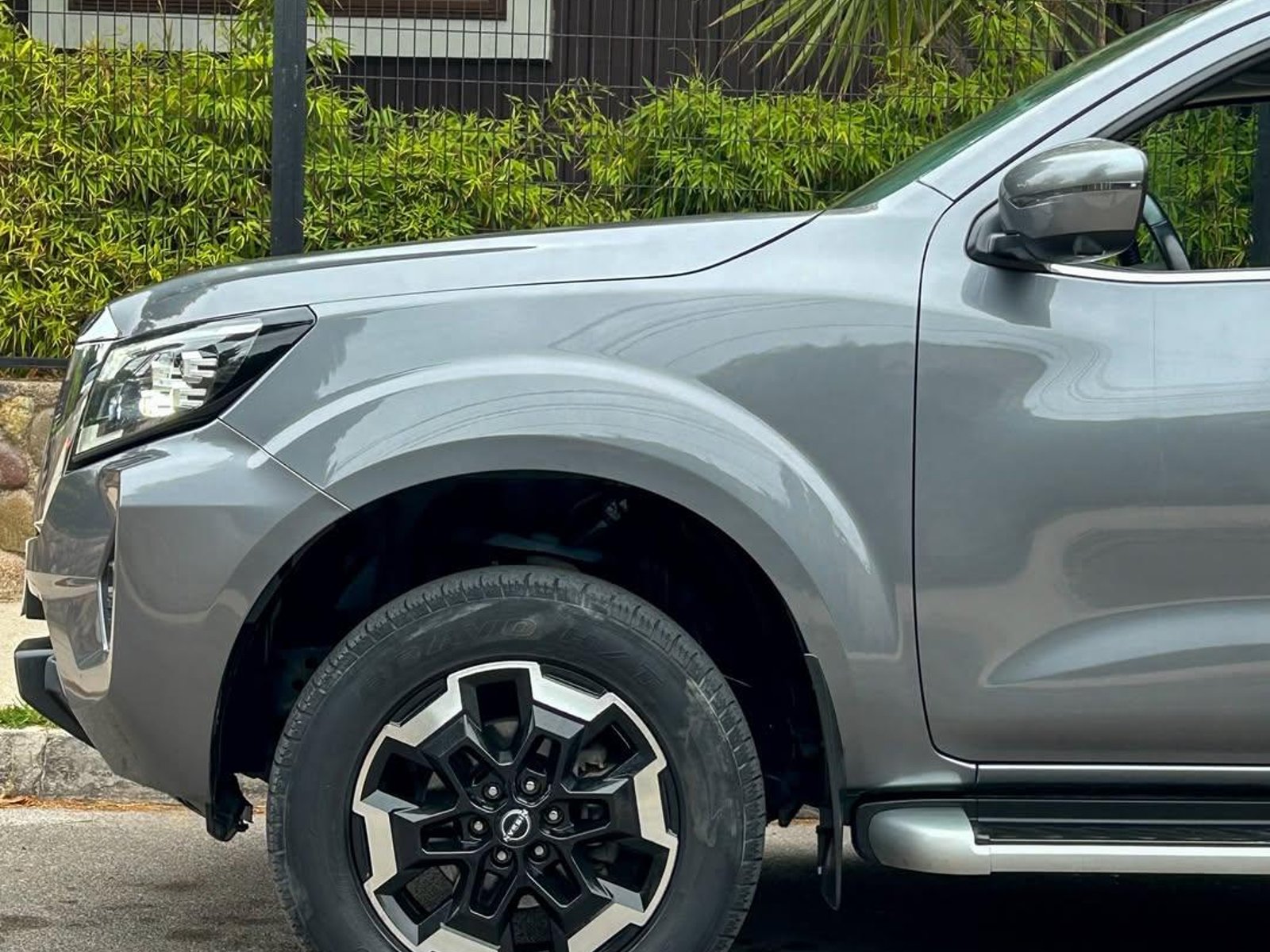 Nissan NAVARA LE 2.3L 🇯🇵 2023 - Foto 3 de 10