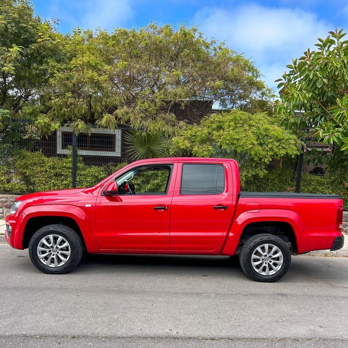 Volkswagen AMAROK TDI 4X4 2.0L 🇩🇪 2021 - Imagen 4 de 10