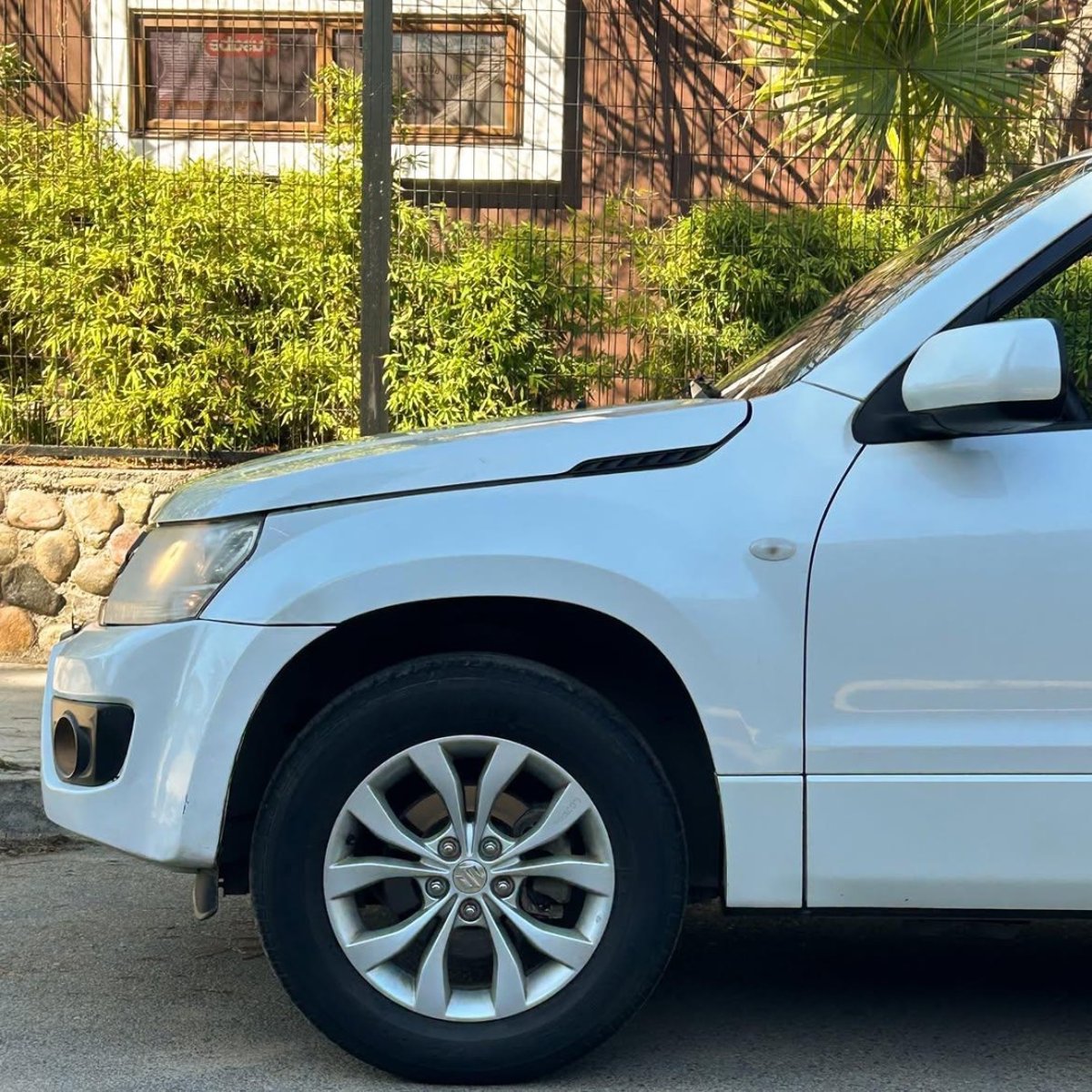 Suzuki GRAND NOMADE GLX 4X2 🇯🇵 2019 - Imagen 3 de 10