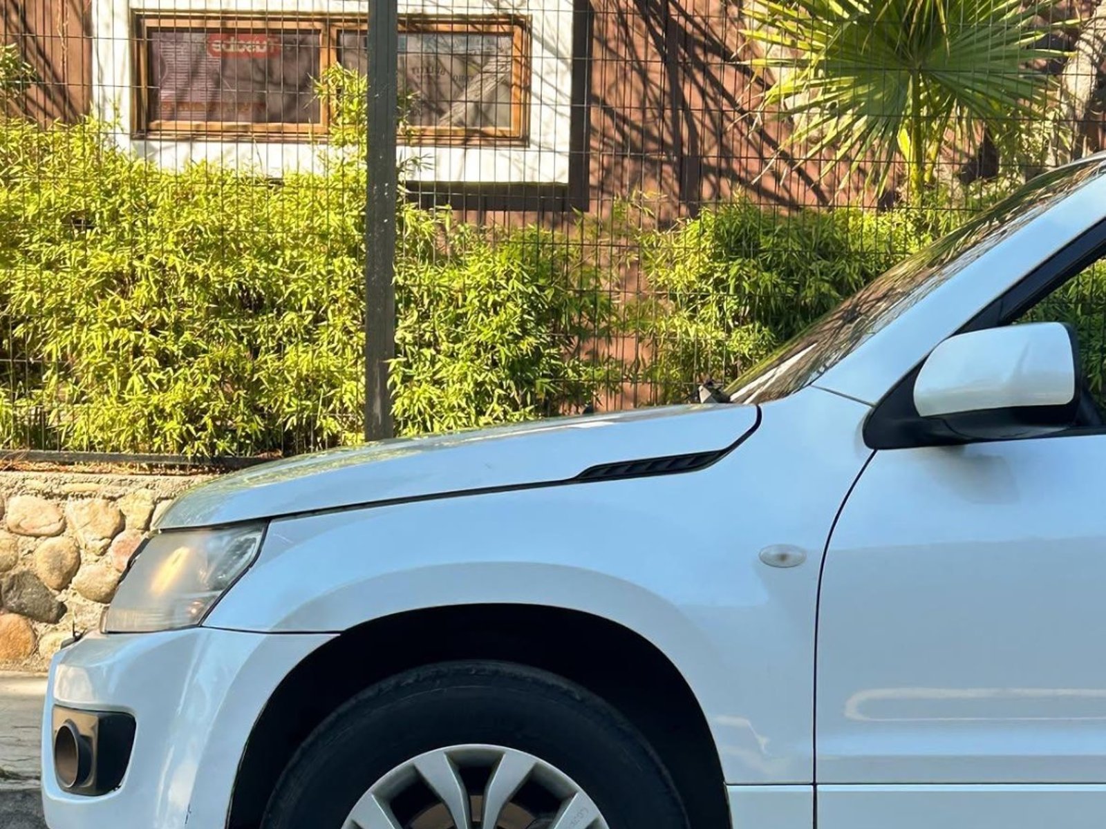 Suzuki GRAND NOMADE GLX 4X2 🇯🇵 2019 - Foto 3 de 10