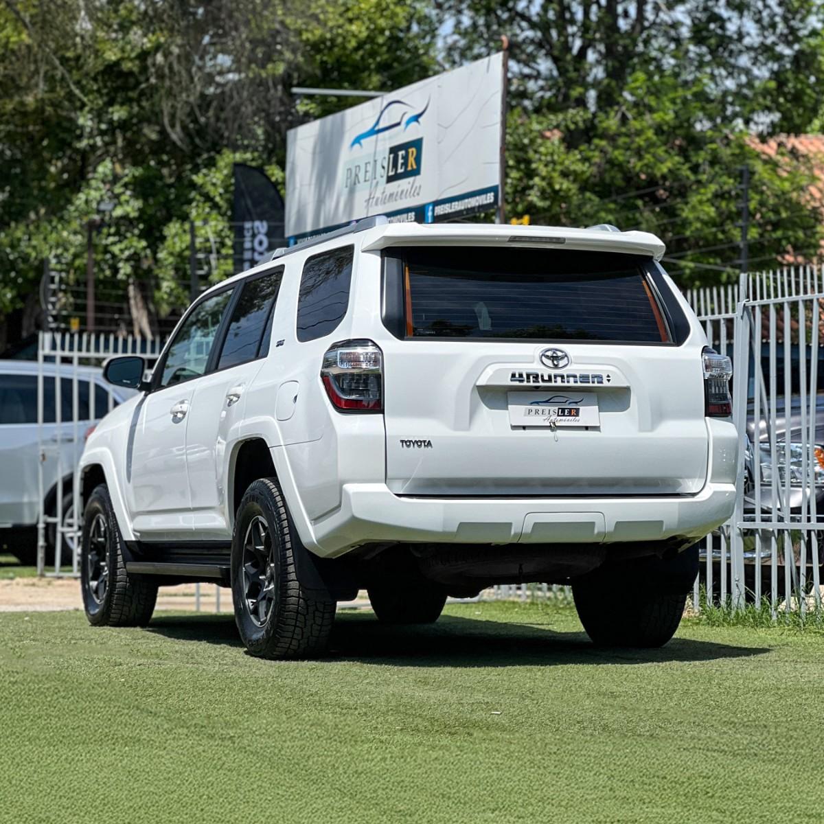 Toyota 4 RUNNER SR5 4X2 AT 2025 - Imagen 6 de 10