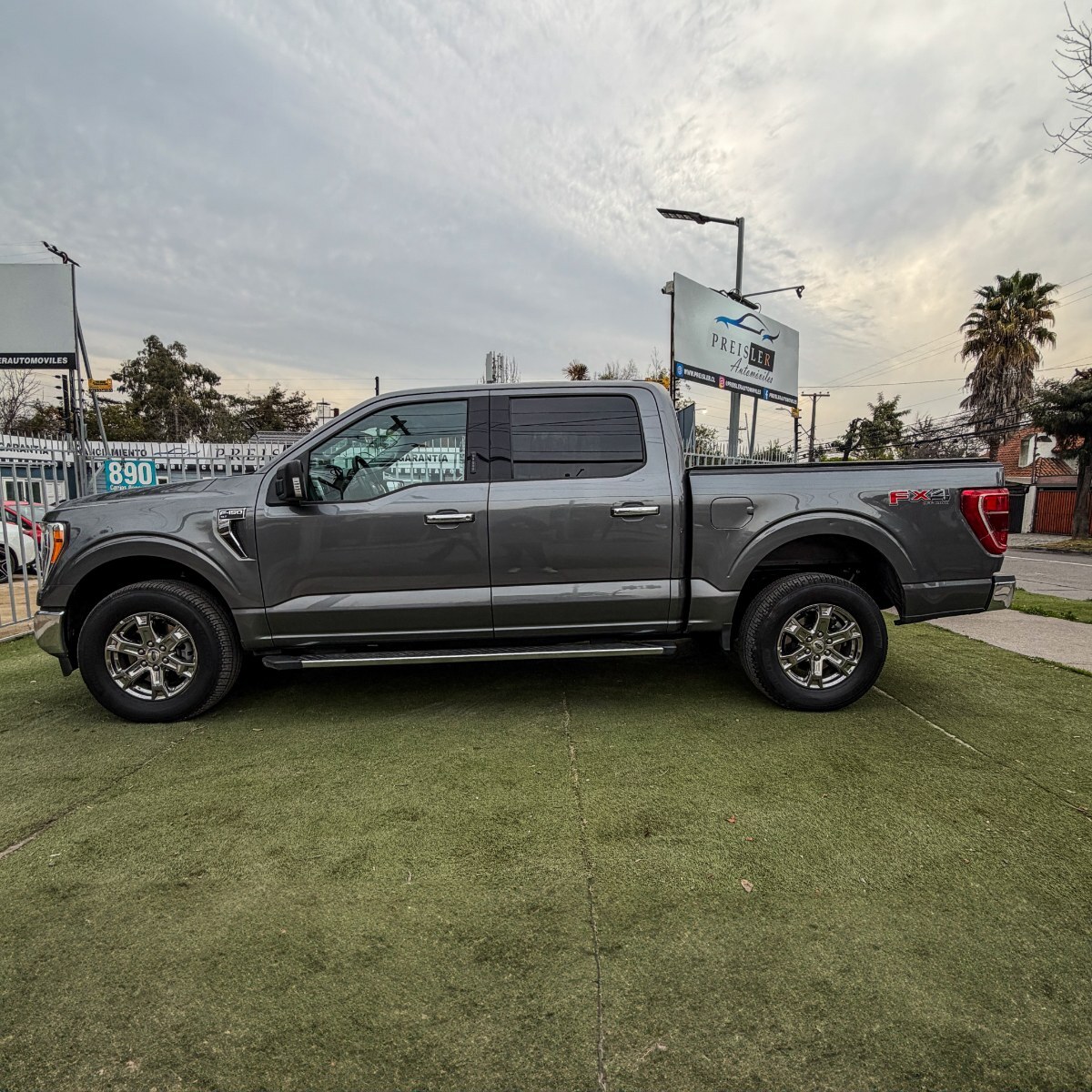 Ford F-150 XLT 5.0 4X4 2024 - Imagen 7 de 10