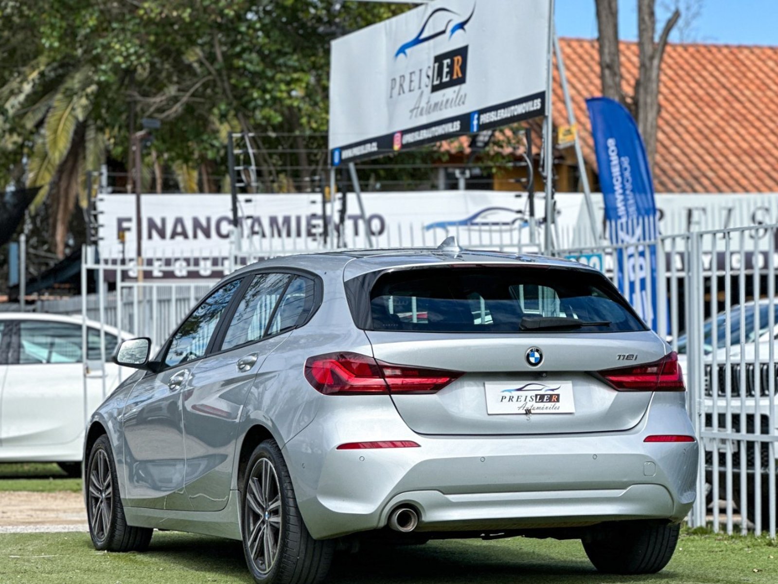 BMW 118 1.5 TURBO AUTOMÁTICO 2020 - Foto 5 de 10