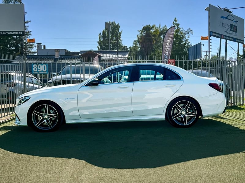 Mercedes-Benz C63 AMG 4.0 V8 BITURBO 2019 - Imagen 9 de 10