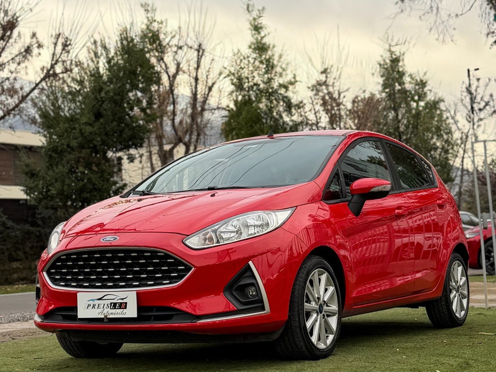 Ford FIESTA 1.6 MECANICO 2019 - Foto 3 de 10