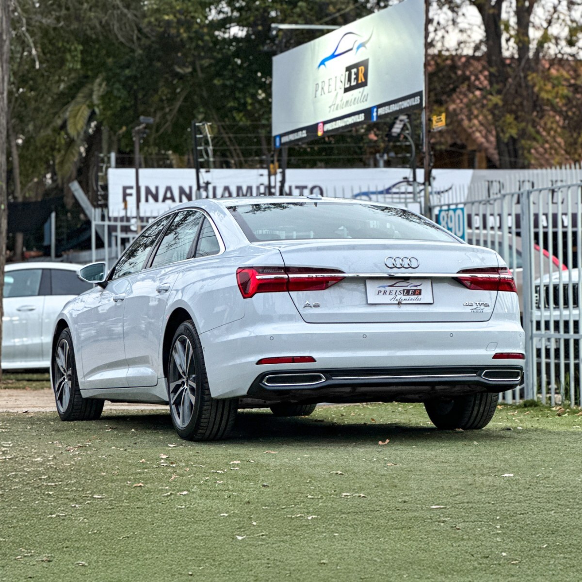 Audi A6 40 TFSI 2.0T 2024 - Imagen 4 de 10