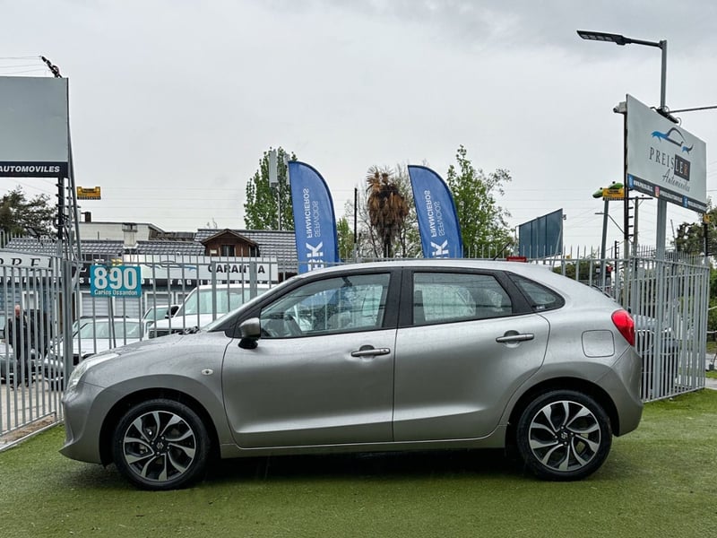 Suzuki BALENO GLS 1.4 AUTOMATICO 2022 - Imagen 7 de 10
