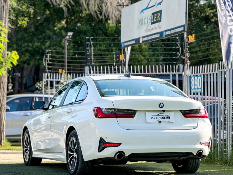 BMW 320I 2.0 TURBO 2023 - Imagen 6 de 10