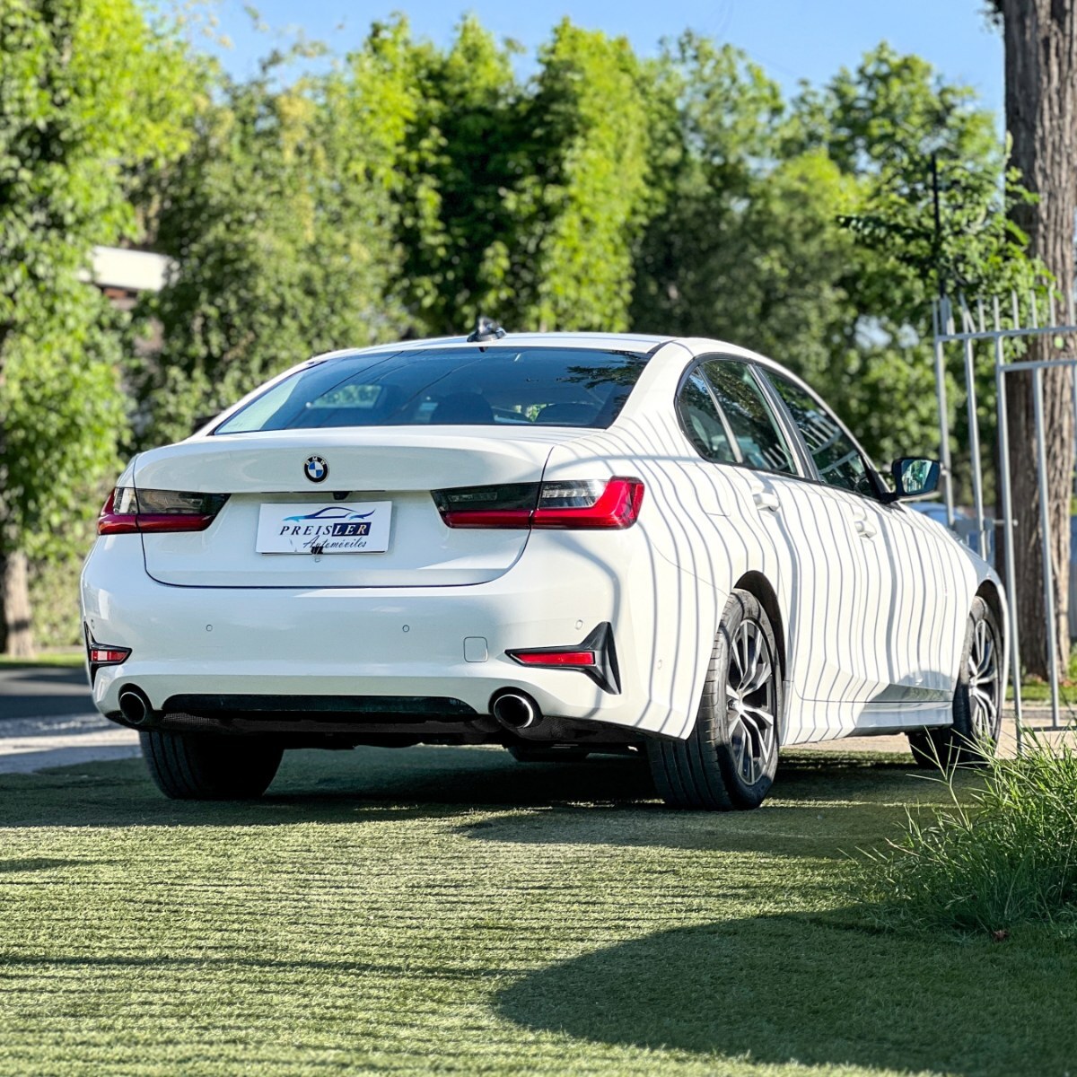 BMW 320I 2.0 TURBO 2023 - Imagen 4 de 10