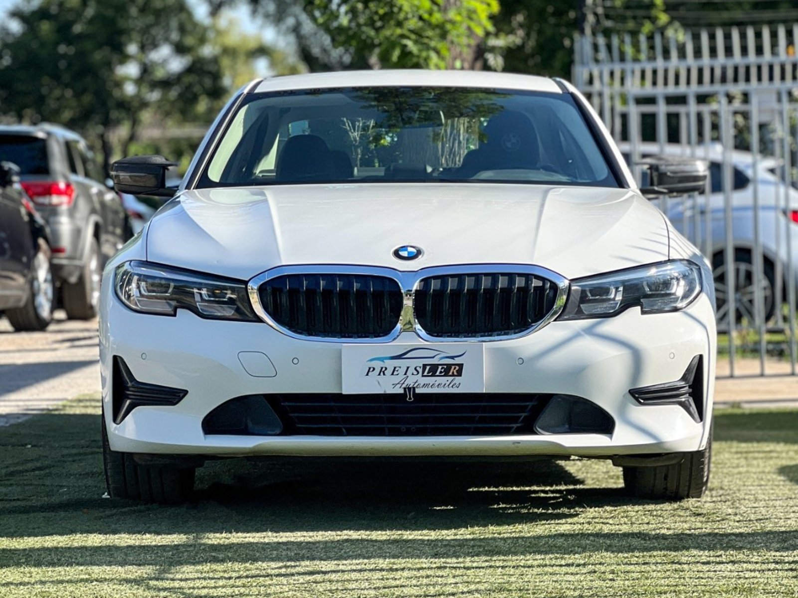 BMW 320I 2.0 TURBO 2023 - Foto 2 de 10
