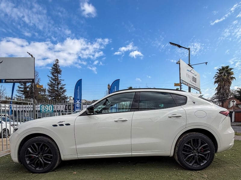 Maserati LEVANTE GT 4X4 2.0 TURBO 2023 - Imagen 7 de 10