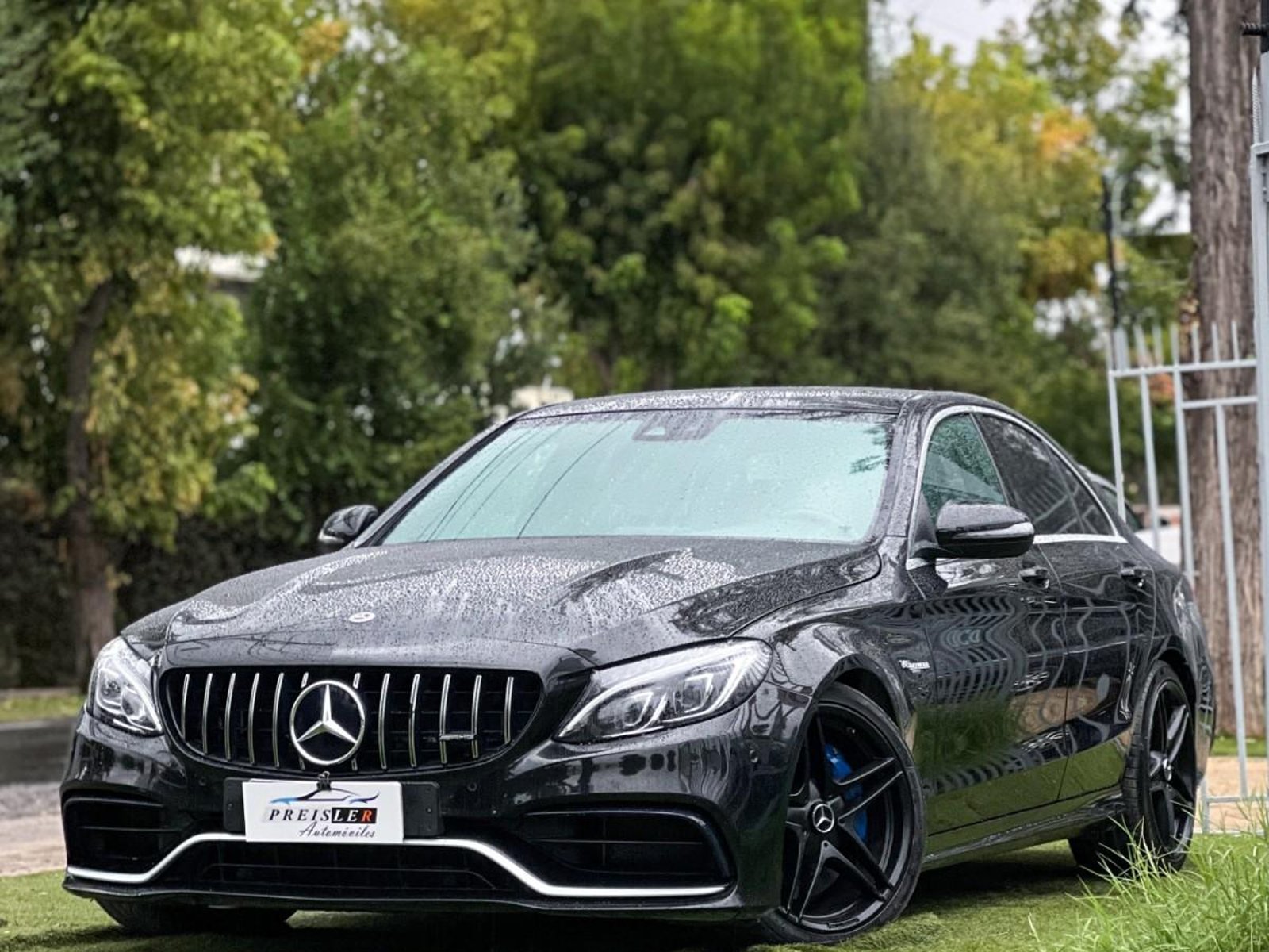 Mercedes-Benz C63 AMG 4.0 BITURBO V8 2018 - Foto 2 de 10